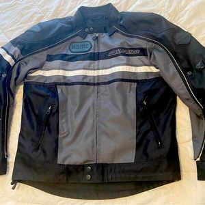 Men’s L Harley Davidson 3 in 1 riding jacket. Elbow protection.